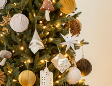 Cargar imagen en el visor de la galería, ESFERA GORRO SANTA, JUEGO DE 3 PZ