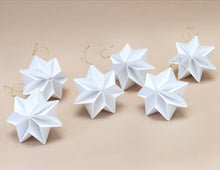 Cargar imagen en el visor de la galería, ESFERA NOCHEBUENA, JUEGO DE 6 PZ