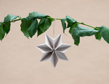 Cargar imagen en el visor de la galería, ESFERA NOCHEBUENA, JUEGO DE 6 PZ