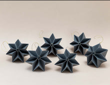 Cargar imagen en el visor de la galería, ESFERA NOCHEBUENA, JUEGO DE 6 PZ