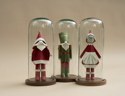 Señora Claus de origami en capelo, hecha a mano en el taller de Stampilla
