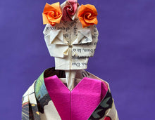 Cargar imagen en el visor de la galería, CAPELO CATRINA VESTIDO ROSA OBJETO DECORATIVO
