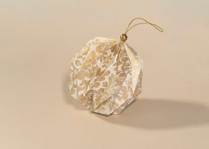 Esfera rombos dorada, origami hecho a mano