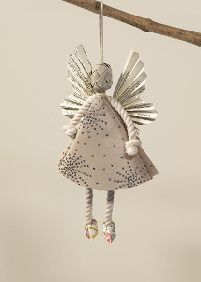 Esfera ángel hada de origami beige con puntos, para el árbol de Navidad
