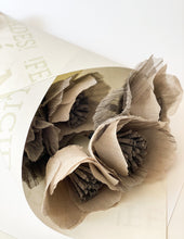 Cargar imagen en el visor de la galería, Ramo de flores
