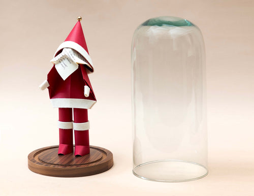 Santa de origami en capelo