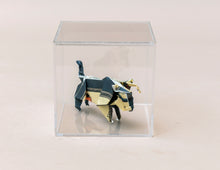 Cargar imagen en el visor de la galería, TORO OBJETO DECORATIVO
