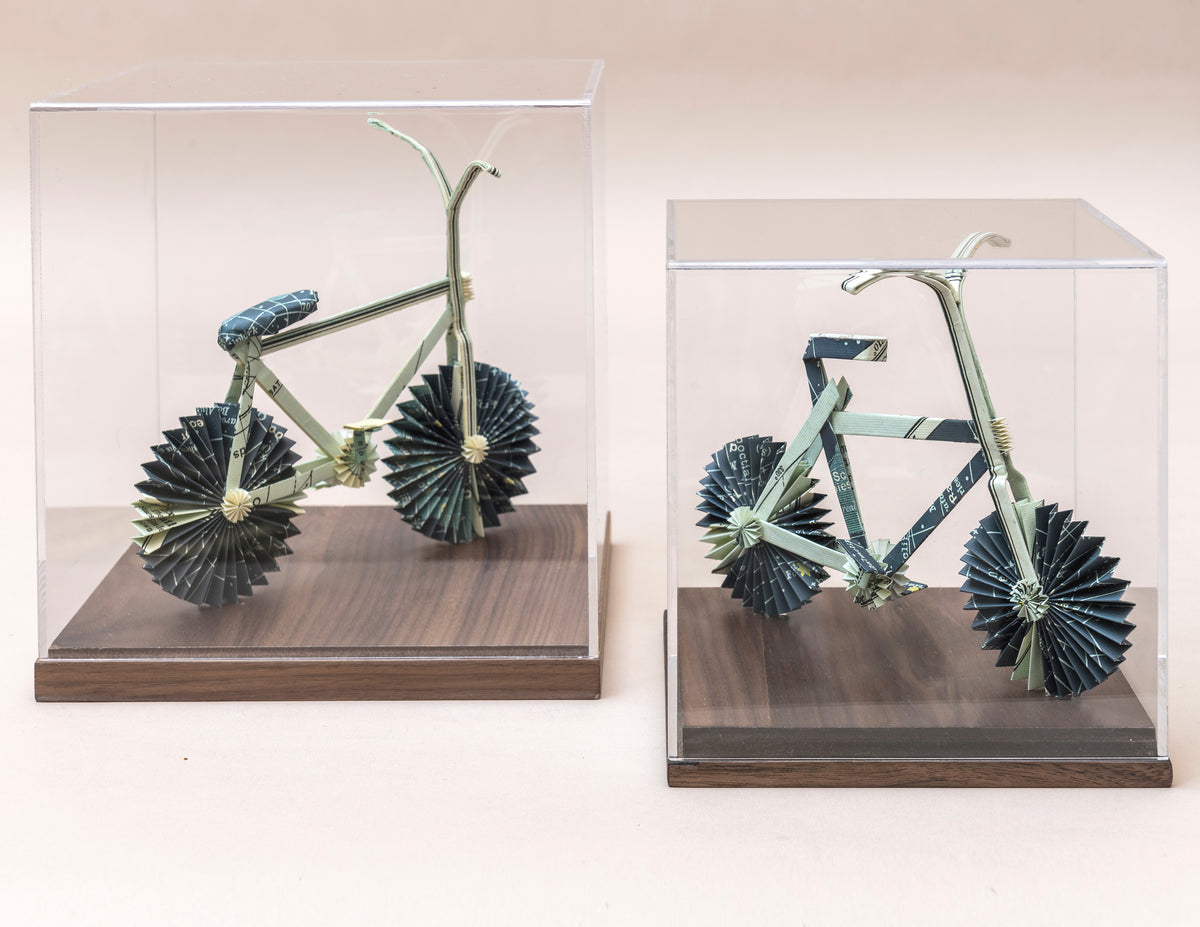 Bicicleta de origami, hecha a mano en el taller de Stampilla